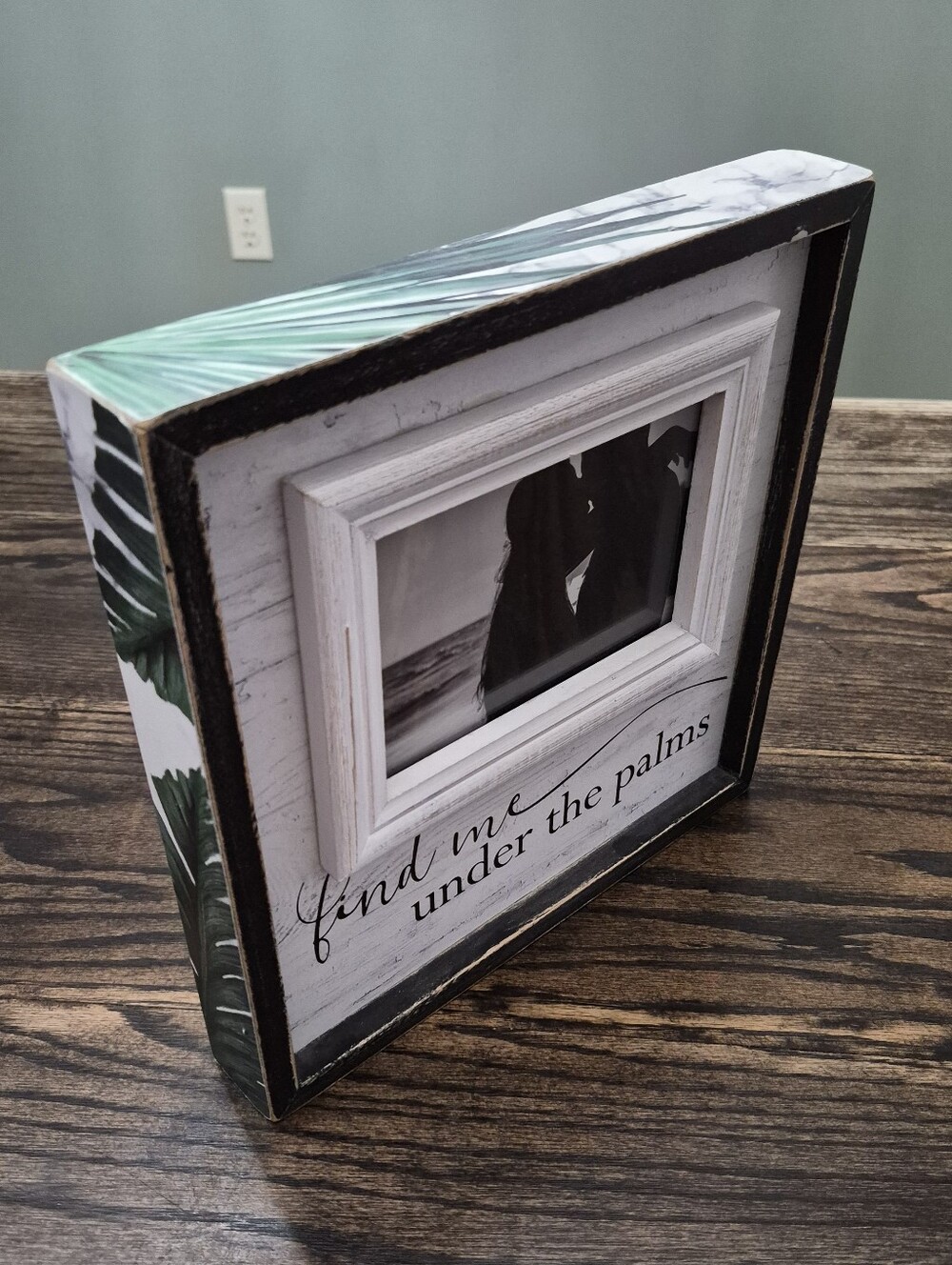 Palm Tree Picture Frame - Picture 1 of 12
